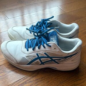 Asics White and Blue Athletic Shoes